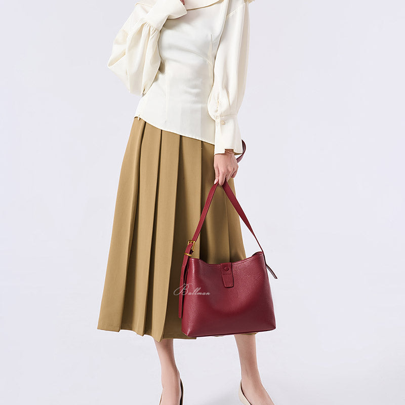 Wholesale Custom Full‑Grain Leather Hobo Bag Snap Button Flap Sophisticated Daily Crossbody Shoulder Bag H98055