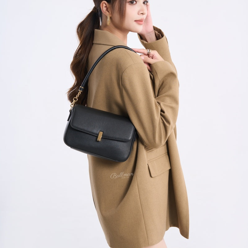 Wholesale Customizable Leather Flap Shoulder Bag Rectangular Gold Bar Lock Chain Decorated Shoulder Strap Daily Underarm Bag H98083