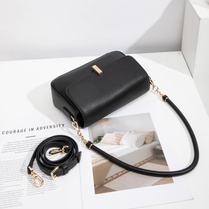 Wholesale Customizable Leather Flap Shoulder Bag Rectangular Gold Bar Lock Chain Decorated Shoulder Strap Daily Underarm Bag H98083