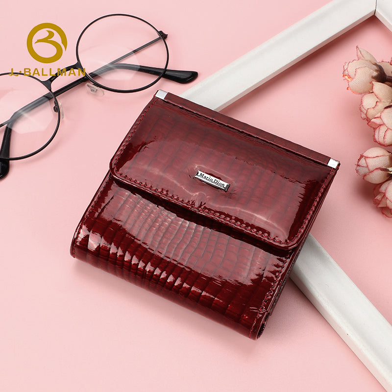 ballman-115-patent-leather-crocodile-pattern-womens-short-wallet
Alt Text：Wholesale patent leather crocodile pattern women short wallet 115, multi card slots custom leather purse